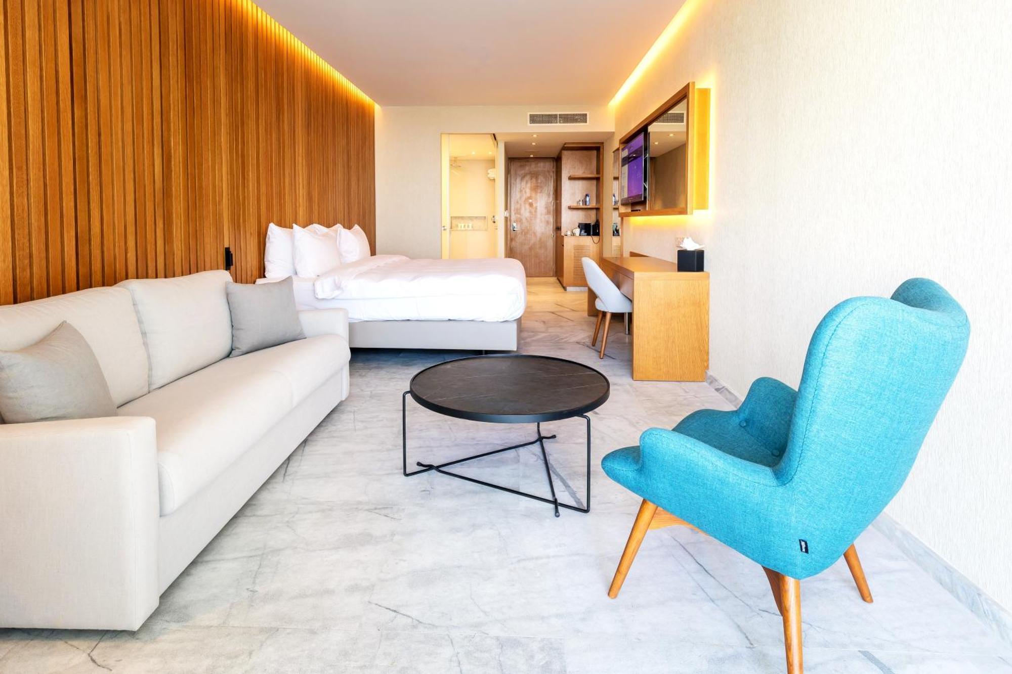 Radisson Beach Resort Larnaca Exterior foto