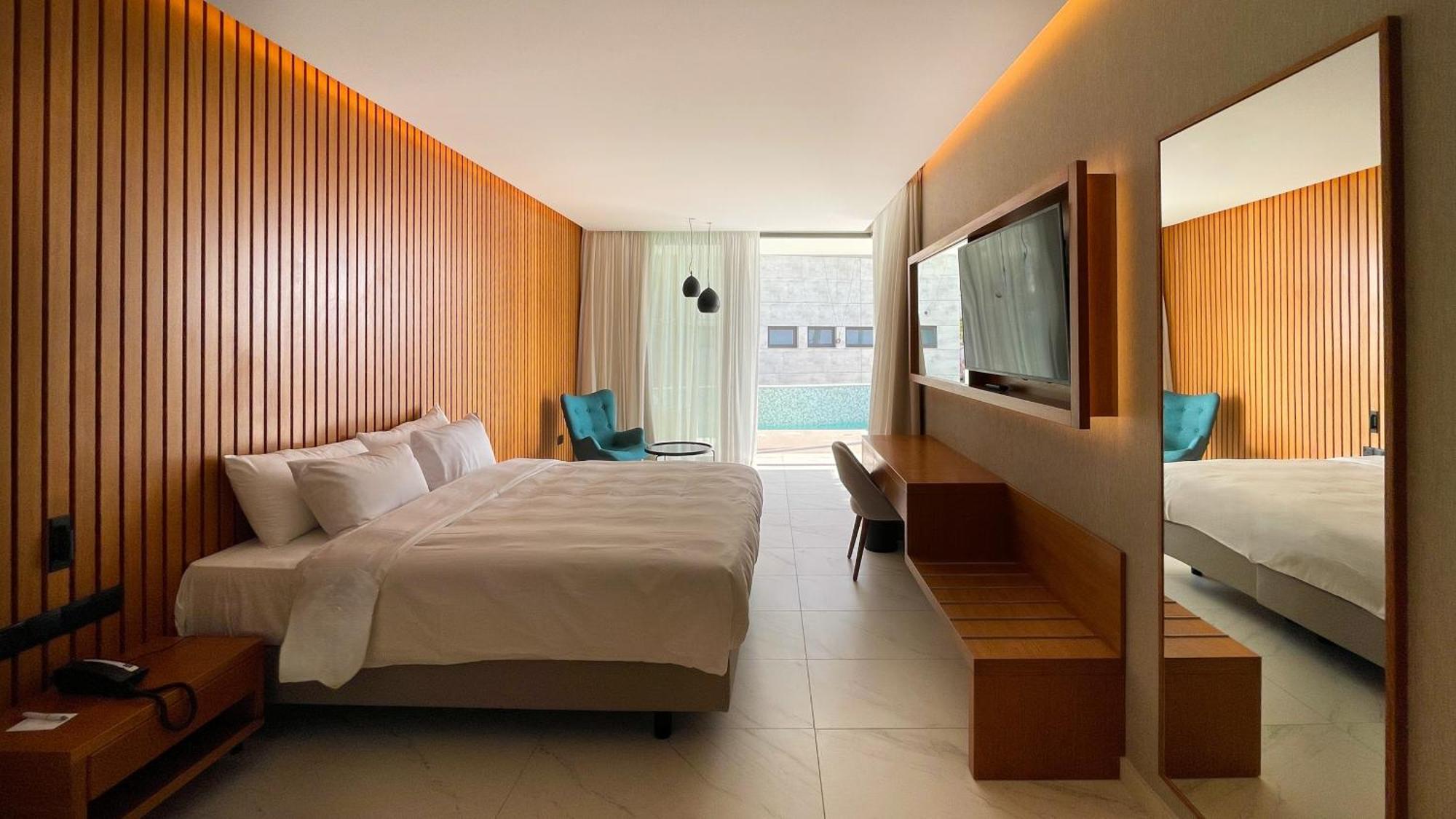 Radisson Beach Resort Larnaca Exterior foto